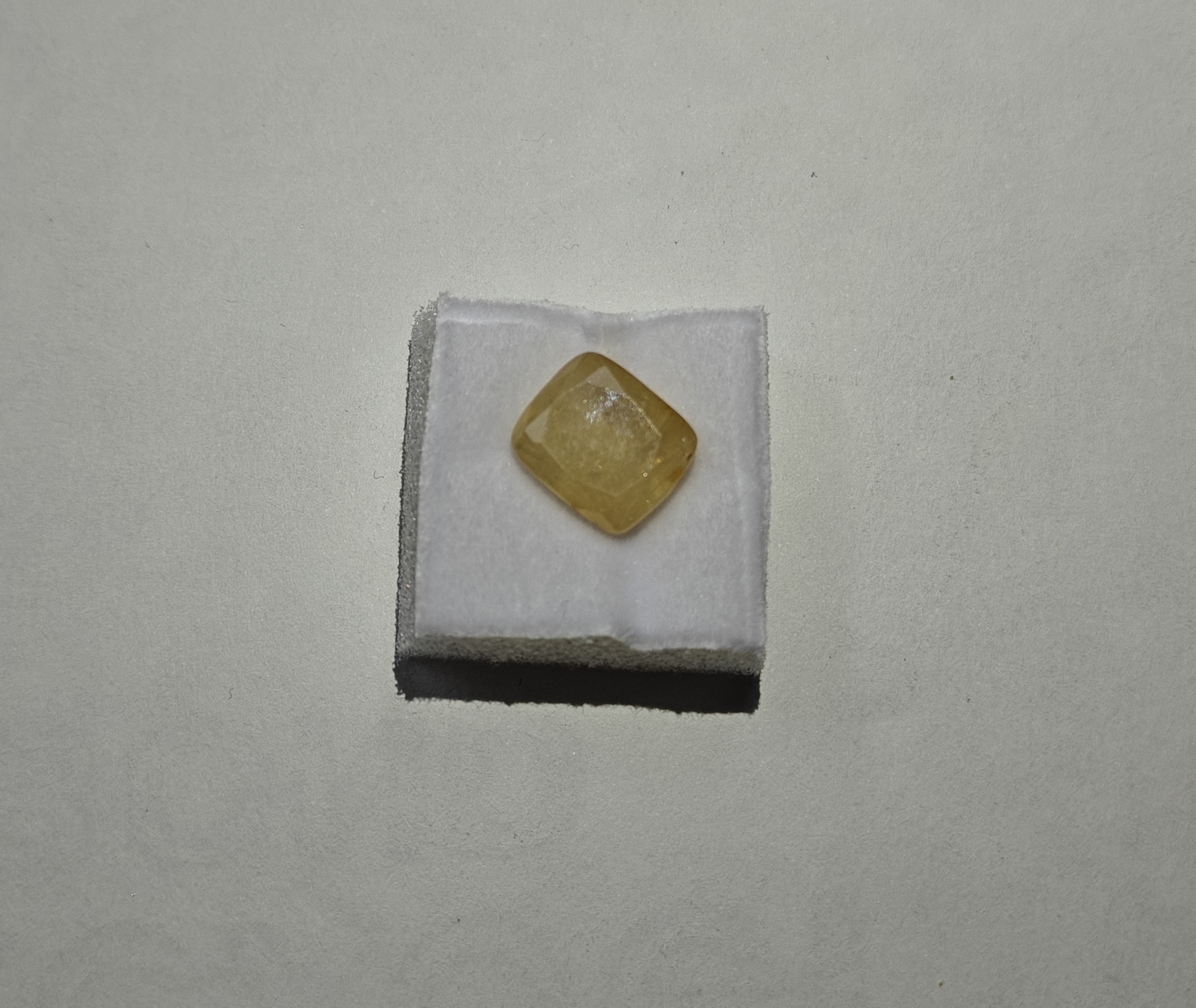 Ceylon yellow sapphire (Pukhraj) 8.00 Ratti